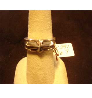 Single Cross Ring