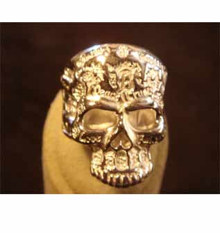 Graffiti Large Forehead Skull Ring