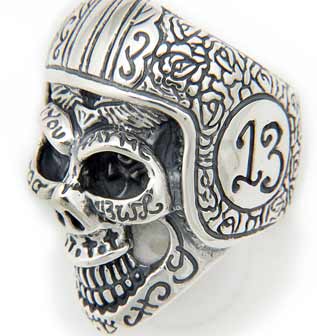 Master Skull Ring (Med) w/Helmet
