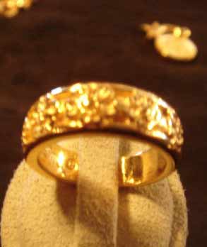 Small Cherry Blossom Ring