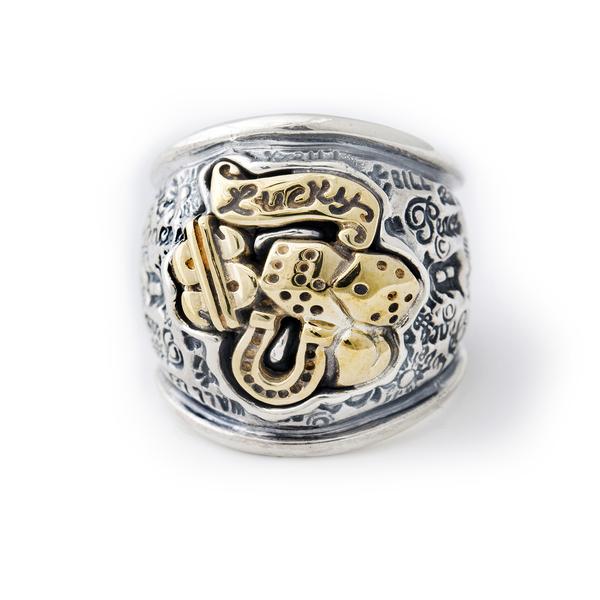 Graffiti Dome Ring with "LUCKY" Top