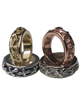18k Lucky Cross Ring (Red, Yellow, White) 18k Lucky Cross Ring (Red, Yellow, White)